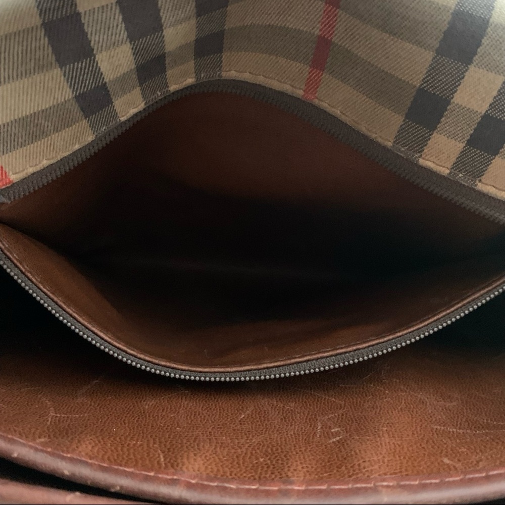🚫SOLD•E🅱️🅰️Y🚫 Authentic Vintage Burberry Haymarket Check Crossbody Bag - Picture 6 of 13